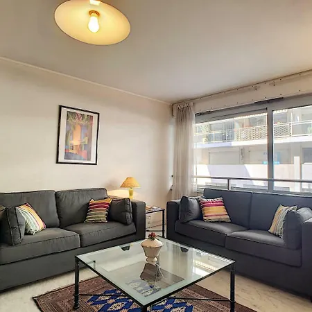 Nestor&jeeves - Marin Debussy - - By Shopping Area Apartment